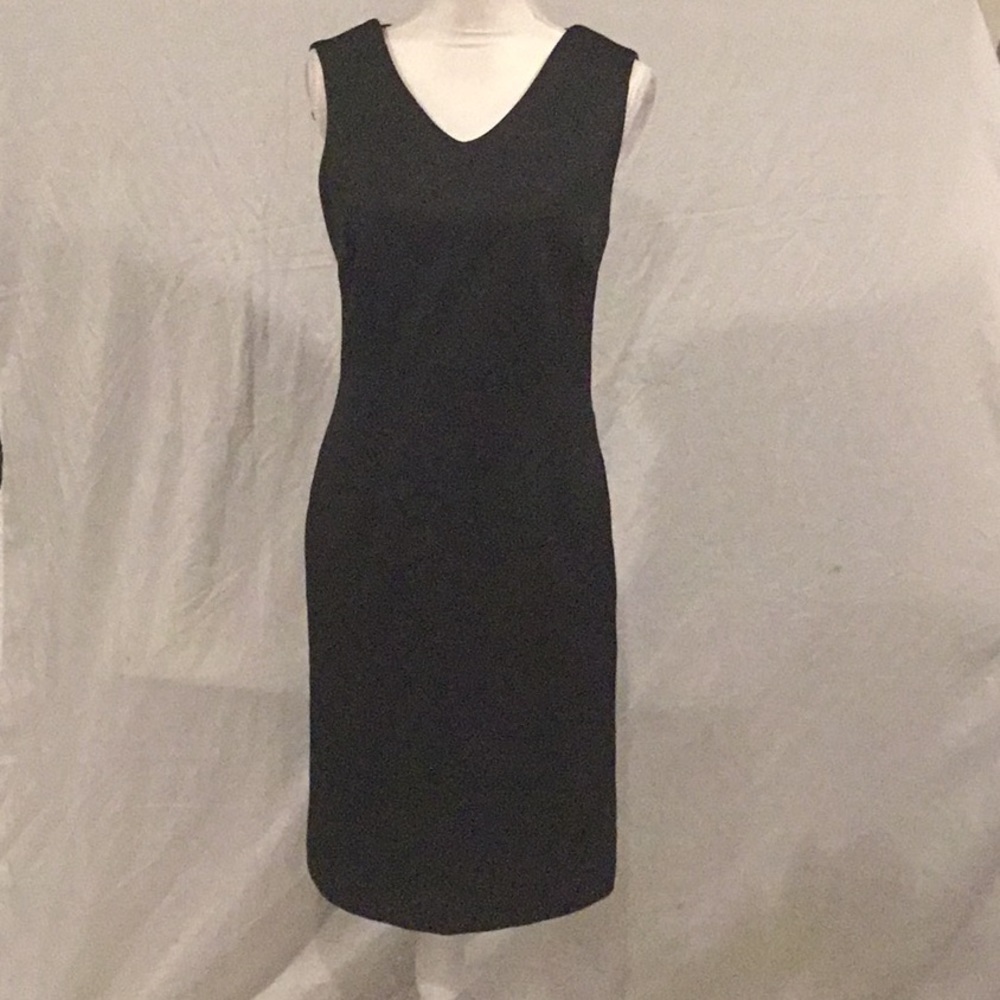 TAHARI BLACK DRESS